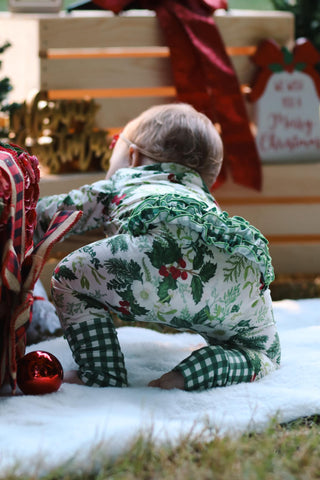 Holly layette