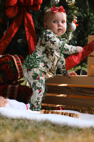 Holly layette