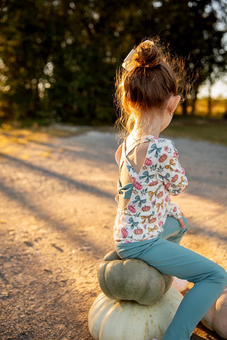 Bows & Ivy Activewear Set