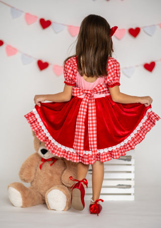 Beary Sweet Love Couture **Pre-order ETA Ships to Customers End of Jan.**