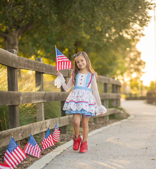 Freedom Floral Scalloped Tunic Set