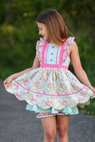 Vintage Garden Bliss Scalloped Tunic Set