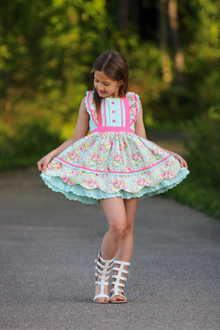 Vintage Garden Bliss Scalloped Tunic Set