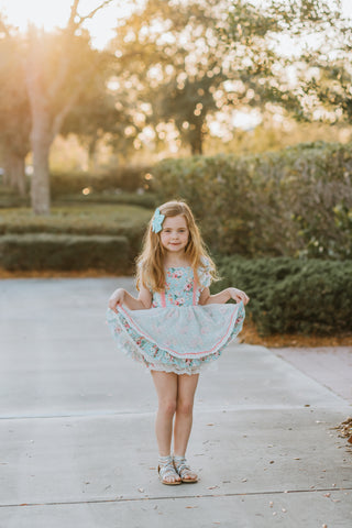 Petals and Lace Tunic Set